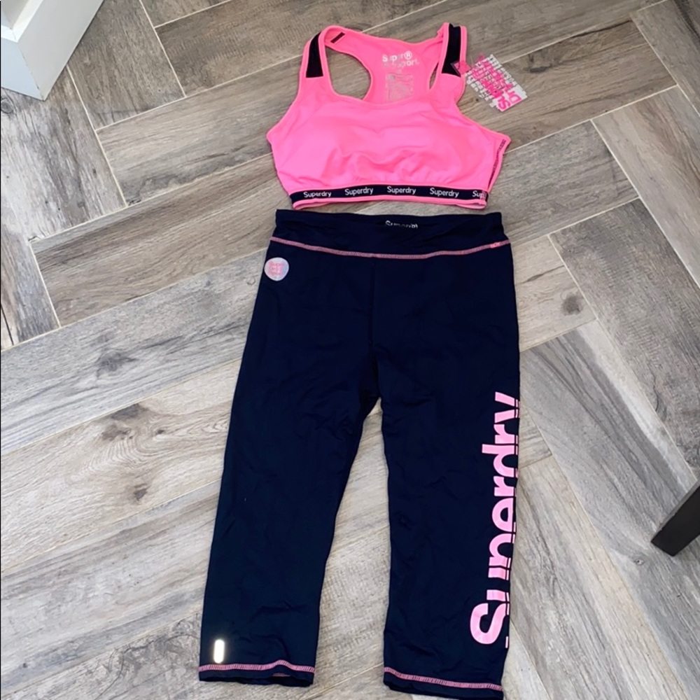 NWT Women’s Superdry workout set size Medium